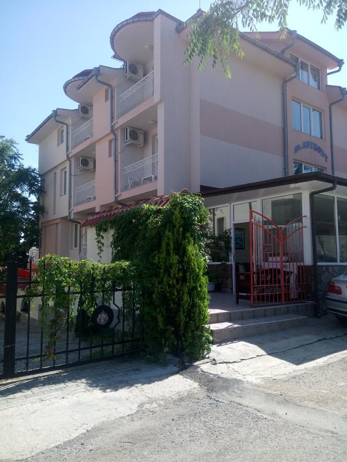 Hotel St. Anthony Slantschew brjag Exterior foto